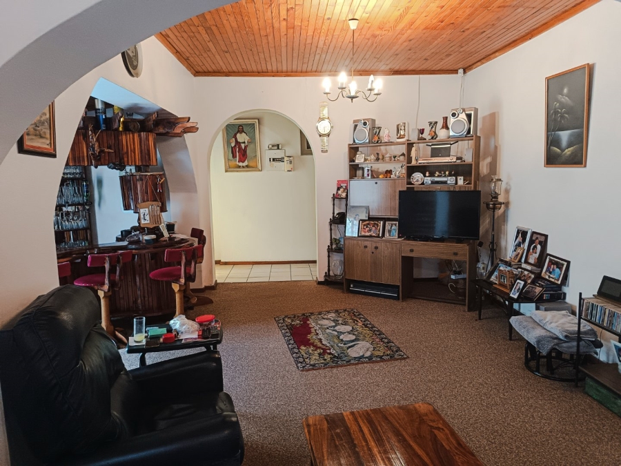 5 Bedroom Property for Sale in George East Western Cape